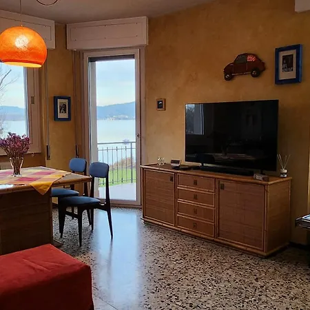 A Colazione Pranzo E Cena Dormelletto